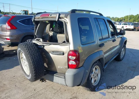 2005 Jeep Liberty Sport z USA, uszkodzony, nr VIN 1J4GL48K15W603220